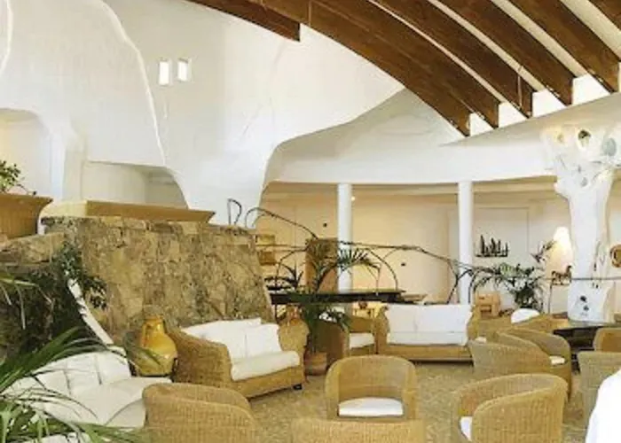 Apartmanhotel Baia Caddinas Clubresidence Golfo Aranci