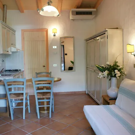Ξενοδοχείο με διαμερίσματα Baia Caddinas Clubresidence Golfo Aranci