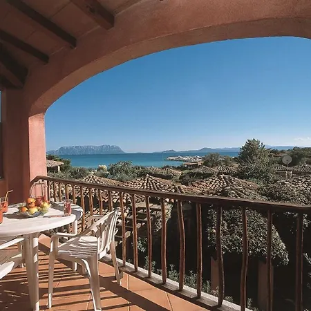 Baia Caddinas Clubresidence Aparthotel 4*