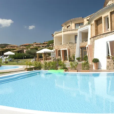 Aparthotel Baia Caddinas Clubresidence
