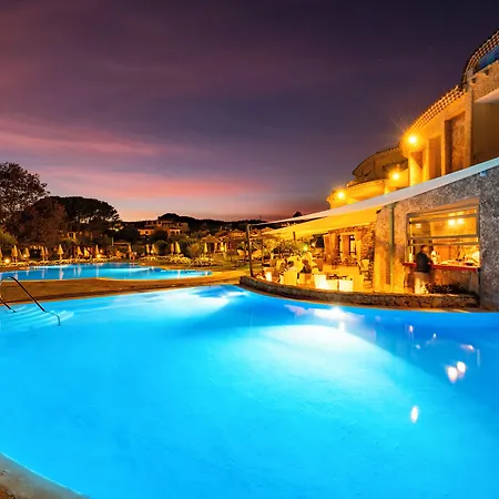 Aparthotel Baia Caddinas Clubresidence Golfo Aranci