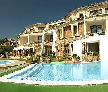 Baia Caddinas Clubresidence Aparthotel 4*