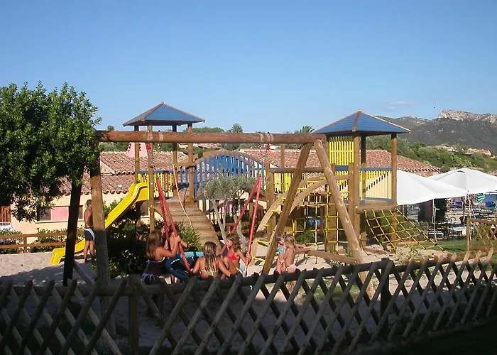 Baia Caddinas Clubresidence Apartahotel Golfo Aranci