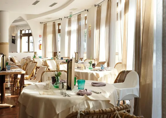 Lägenhetshotell Baia Caddinas Clubresidence Golfo Aranci